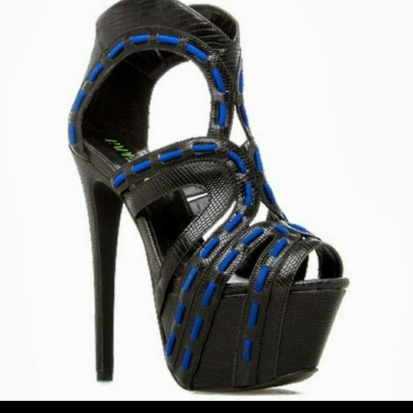 NWOT Paper Fox Mena Skyscraper Heels Black Reptile Print‎ Size 8 - Picture 1 of 13